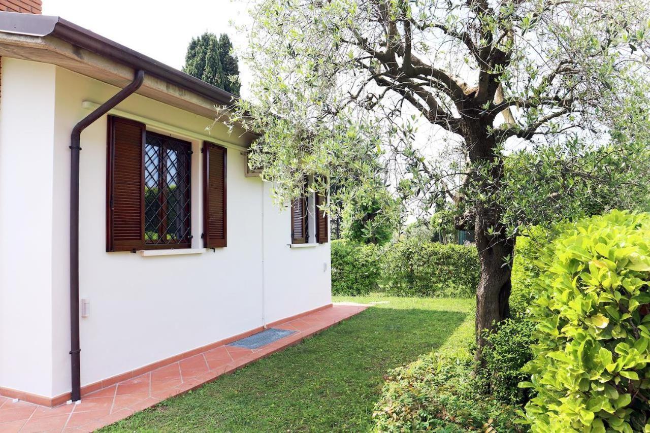 Villa Al Porto Moniga del Garda ภายนอก รูปภาพ
